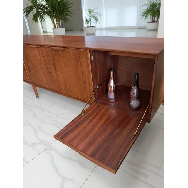 Mid-Century Modern Teak Sideboard from McIntosh, 1960s For Sale - Image 13 of 18