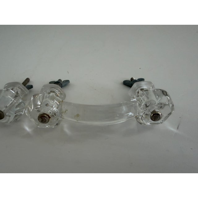 Pair of Vintage Clear Glass Bridge Drawer Pulls, 1930s–1940s Glass Cabinet Knobs== For Sale - Image 9 of 18