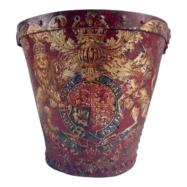 19th-Century English Antique Georgian Red Leather Hand-Decorated Armorial Shield Fire Bucket For Sale