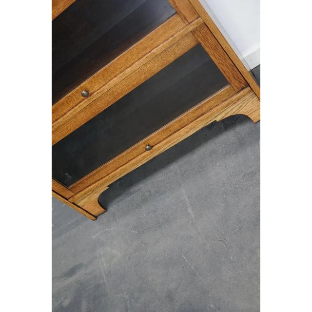 German Oak Bookcase with Folding Doors in Style of Globe Wernicke, 1930s For Sale - Image 11 of 18