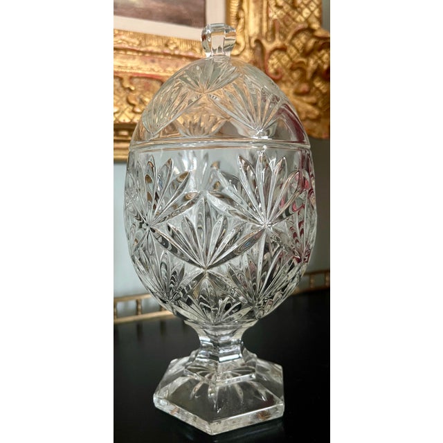 French French Vintage Easter Egg-Shaped Crystal Lidded Candy or Nut Dish For Sale - Image 3 of 8
