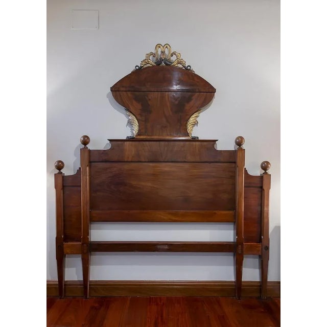 Spanish Elizabethan Headwood in Mahogany For Sale - Image 12 of 12