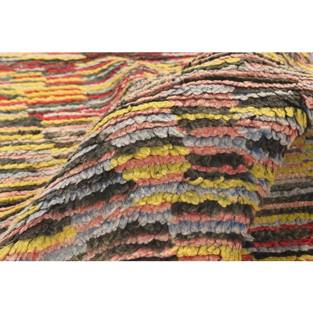 Vintage Boujad Moroccan Rug, 05'06 X 09'00 For Sale In Dallas - Image 6 of 10
