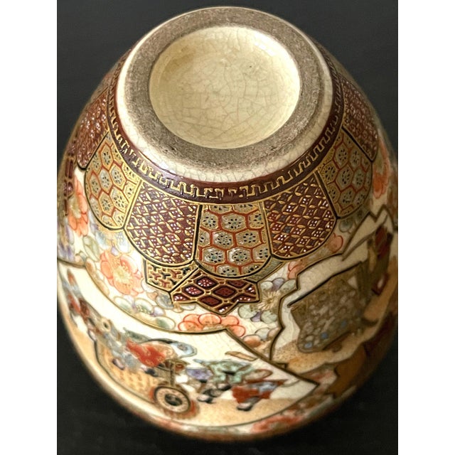 Fine and Rare Miniature Satsuma Vase by Taizan Yohei For Sale - Image 15 of 17