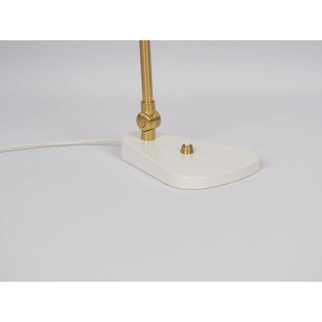 Vl38 Desk Lamp by Vilhelm Lauritzen for Louis Poulsen, 1940s For Sale - Image 3 of 10