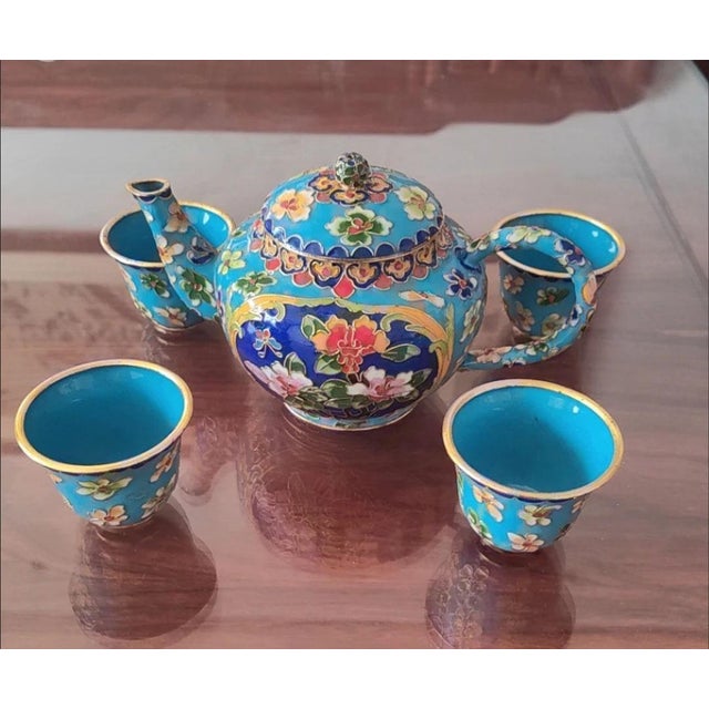 Vintage Cloisonné Enamel Tea Set – Teapot & 4 Cups, Floral Motif, Turquoise Ground For Sale - Image 9 of 9