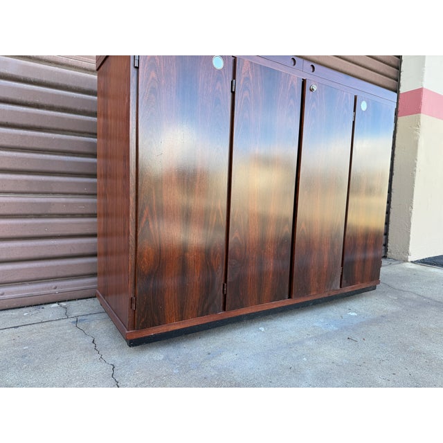 Mid-Century Modern Vintage Mid Century Modern Brazilian Rosewood Dry Bar From Dyrlund For Sale - Image 3 of 9