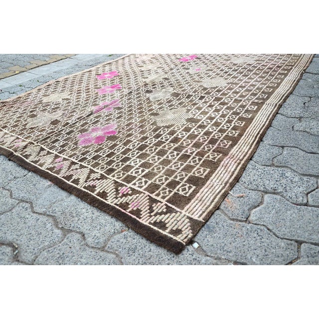 Textile Vintage Handmade Turkish Kilim Rug For Sale - Image 7 of 11