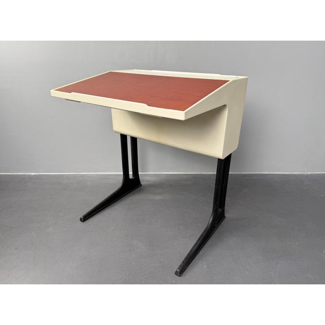 Height-Adjustable Desk by Luigi Colani for Flötotto, Germany, 1970s For Sale - Image 13 of 13