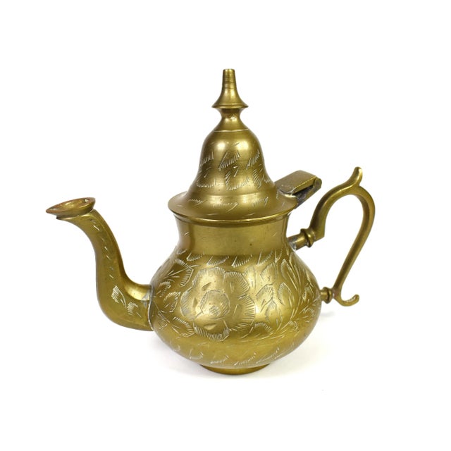 Late 20th Century Vintage Handmade Floral Engraving Design Brass Teapot For Sale - Image 5 of 8
