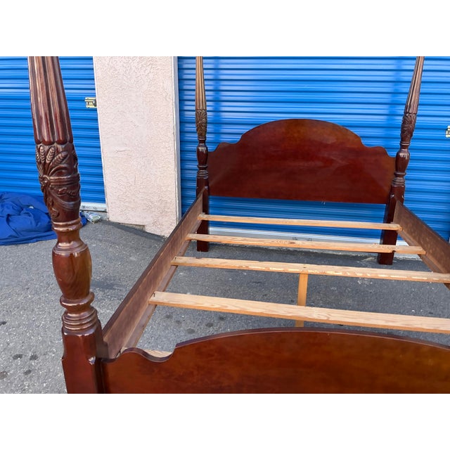 Queen size Poster bed , complete. Made by Basset furniture. Mahogany finish. Good condition. No breaks, or issues. Comes...