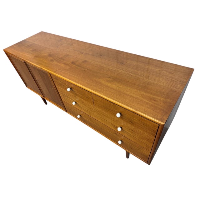 Mid 20th Century Mid-Century Modern Drexel Declaration 10-Drawer Walnut Dresser For Sale - Image 5 of 11