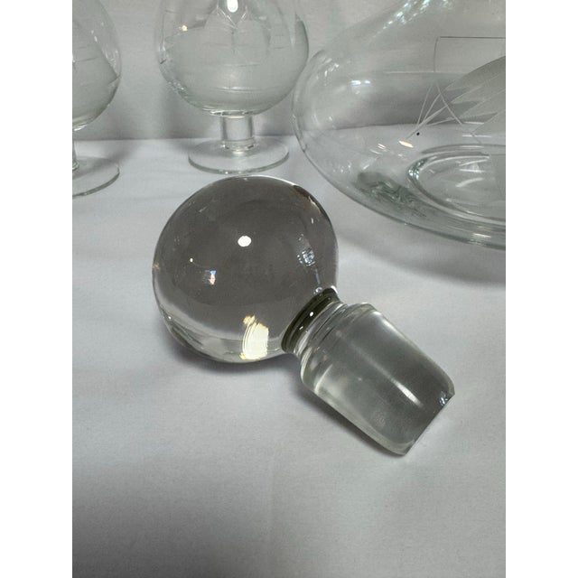 1960s Mid 20th Century European Crystal Brandy Decanter and Snifter Set With Nautical Motif For Sale - Image 5 of 11