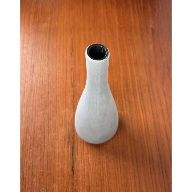 Mid-Century Modern Minimalist German Vase from Cortendorf, 1960s For Sale - Image 4 of 10