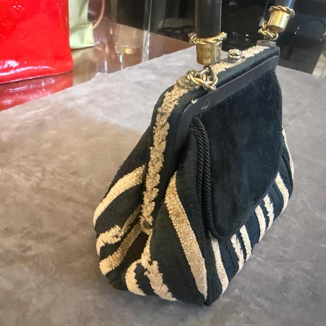 Black A 1950s Roberta Di Camerino Style Brown and Beige Velvet Italian Top Handle Bag For Sale - Image 8 of 14