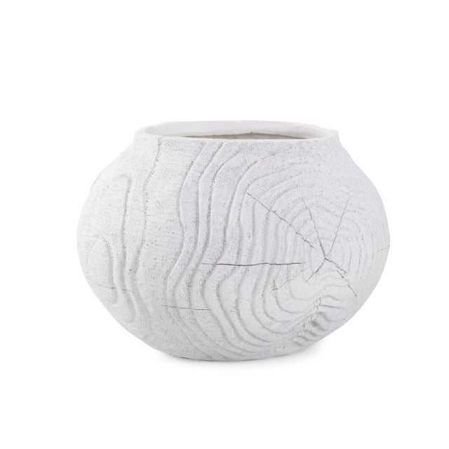 Kenneth Ludwig Chicago Faux Bois Round Bowl in a White Washed Polyresin For Sale - Image 4 of 10