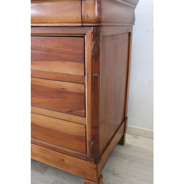 Antique Chest of Drawers in Walnut For Sale - Image 3 of 13