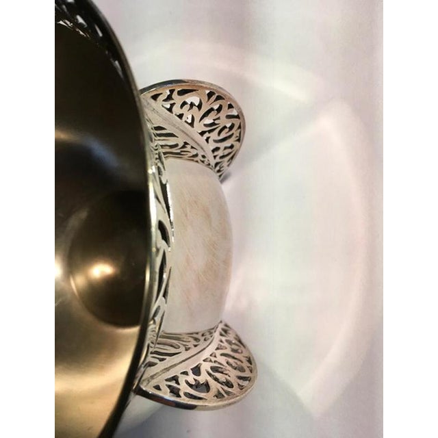 Early 20th Century Sterling Silver Bowl attributed to Goldsmiths & Silversmiths, London, 1900s For Sale - Image 14 of 18