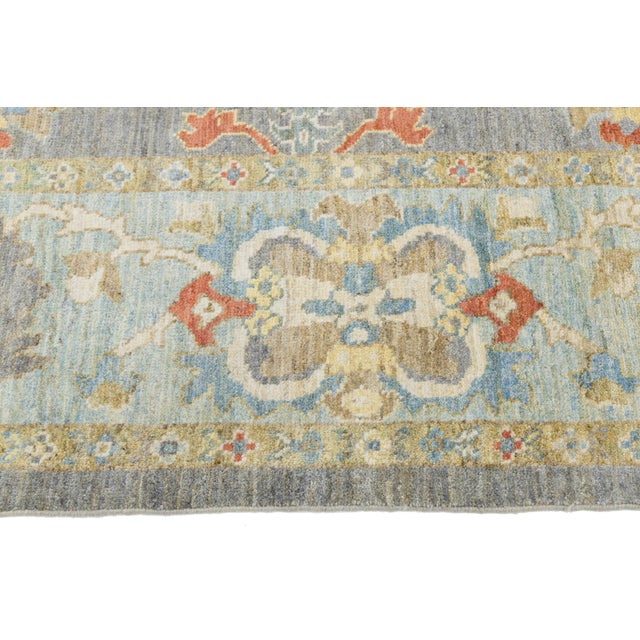 Modern Sultanabad Wool Area Rug – Floral Medallion Design – Muted Grey For Sale - Image 9 of 11