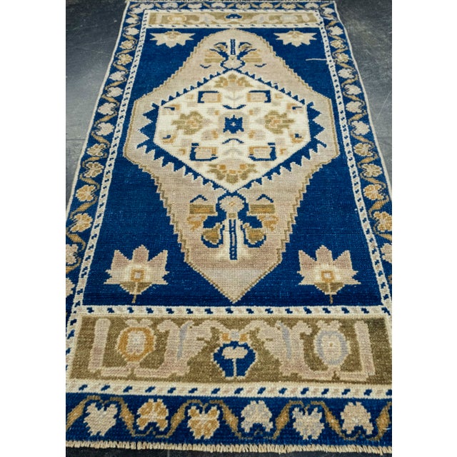Early 21st Century Turkish Mini Rug Oriental Hand Knotted Vintage Rug 1'11" x 3'8" #16643 For Sale - Image 5 of 8