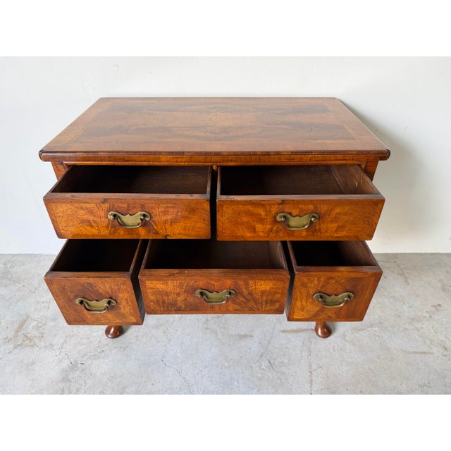 Wood Vintage English Queen Anne Style Walnut Dressing Table / Low Chest For Sale - Image 7 of 13