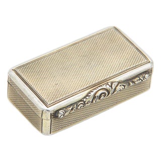 Rectangular Snuff Box in Guilloche Silver For Sale