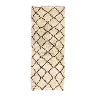 Vintage Azilal Moroccan Rug, 02'09 X 06'00 For Sale