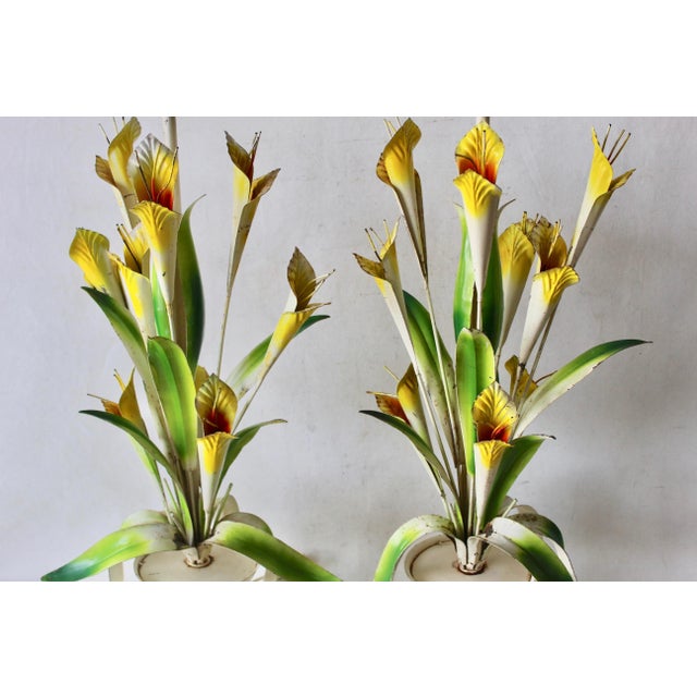 1960s Vintage Italian Tole Flowers Urn Table Lamps- a Pair For Sale - Image 5 of 12