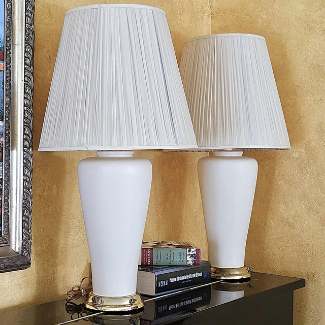 Pair of Vintage White Ceramic Urn Form Table Lamps With Gold Bases and Pleated Shades For Sale - Image 18 of 18