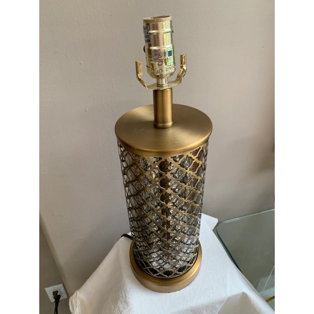 Late 20th Century Hollywood Regency Open Brass Lattice Table Lamp For Sale - Image 5 of 7