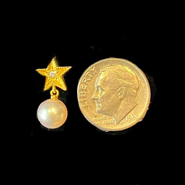 Mikimoto Estate Akoya Pearl Diamond Tie Pin 18k Y Gold 0.05 Ct 7.20 mm M292 This elegant Authentic Mikimoto Estate Akoya...