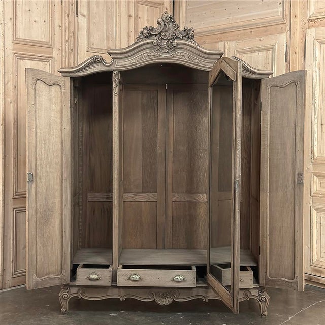 Antique Louis XV Style Stripped Oak Triple Door Armoire For Sale - Image 14 of 18