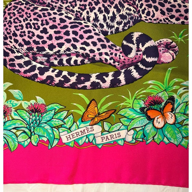 Hermès Hermes Carre 90 Jungle Love Silk Scarf For Sale - Image 4 of 13