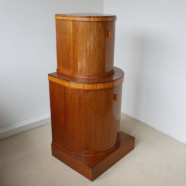 1930s Art Deco Cocktail Cabinet in Walnut and Mirror, 1930s For Sale - Image 5 of 18