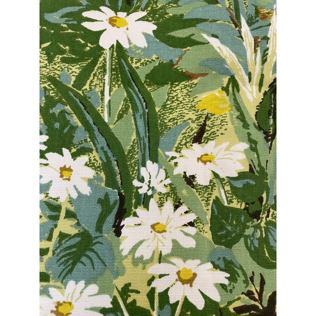 This vintage 1970s Riverdale screenprint floral cotton fabric features a charming green and white floral pattern, perfect...