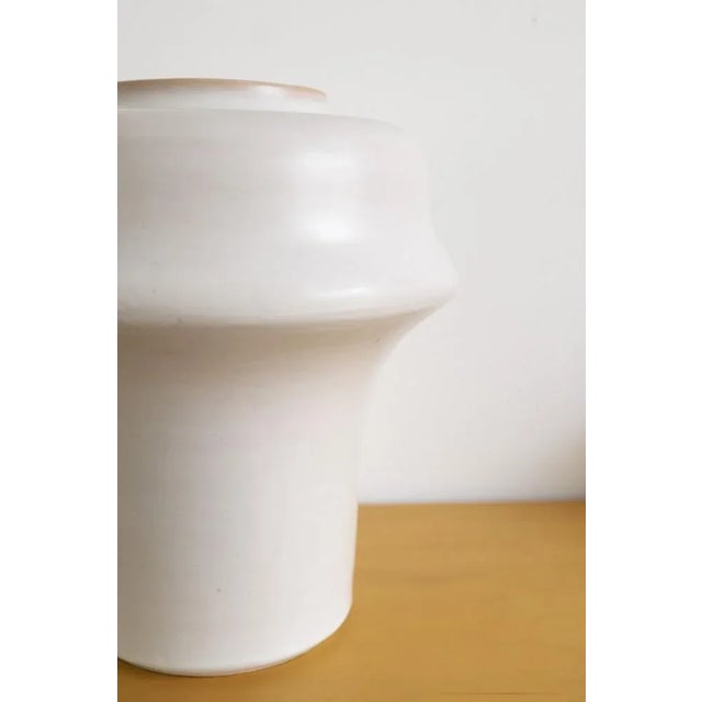 1960s Etruscan Series Vase attributed to Aldo Londi for Bitossi, 1960s For Sale - Image 5 of 7