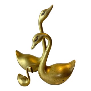 Set of 3 Vintage Brass Swan Figurines — Hollywood Regency / Mid-Century Decor For Sale