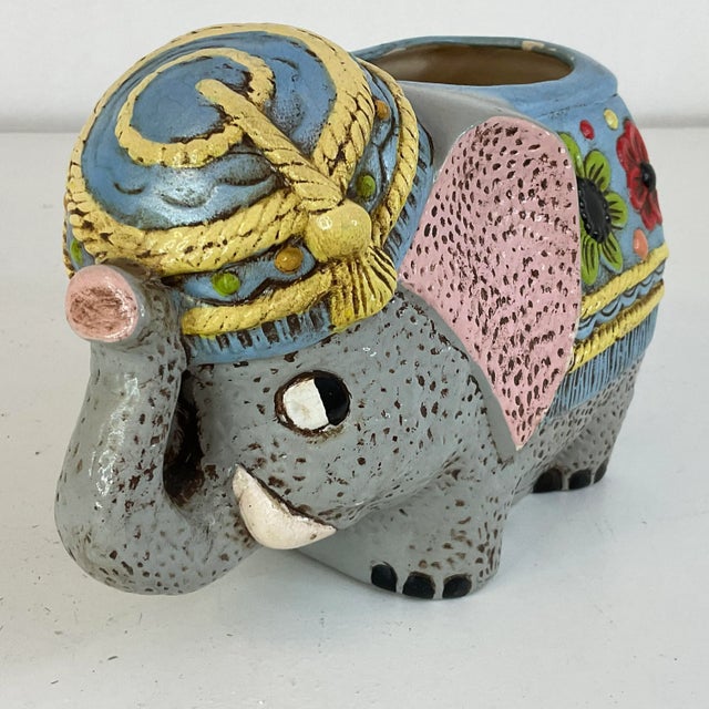 Figurative 1978 Vintage Americana Folk Art Elephant Planter, Signed Tammy Fisher. For Sale - Image 3 of 8