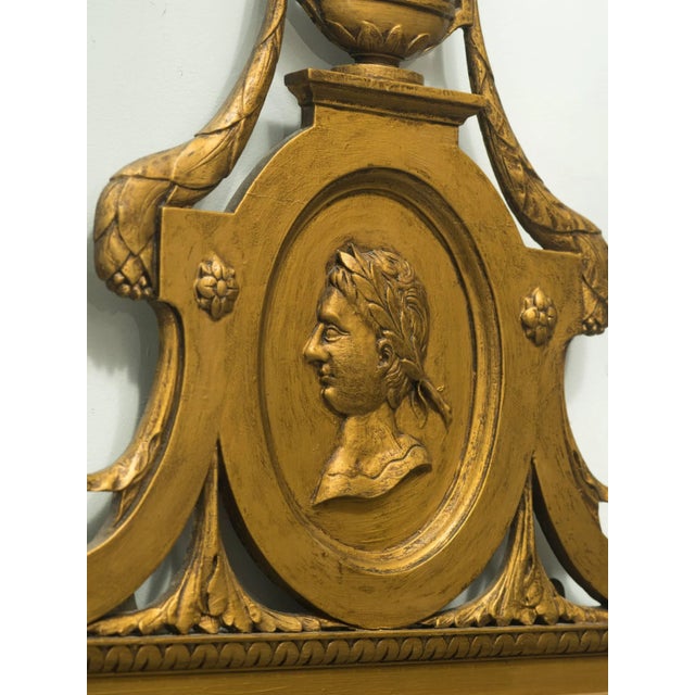 Italian Wood Medallion Mirror For Sale In New York - Image 6 of 8