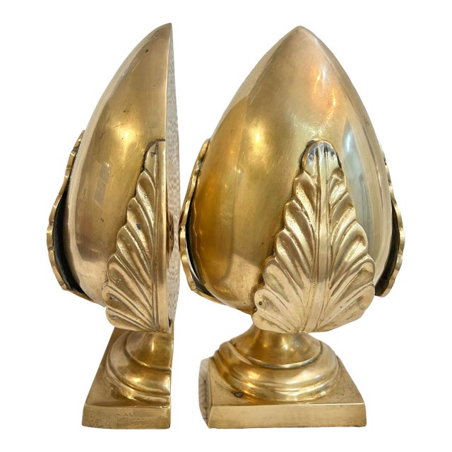 Early to Mid 20th Century Solid Brass Acorn Acanthus Leaf Bookends For Sale