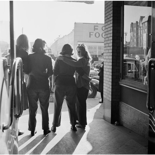 Girls' Day Out A group of female friends on a street corner, USA, circa 1955. (Photo by Archive Photos/Getty Images) Paper...