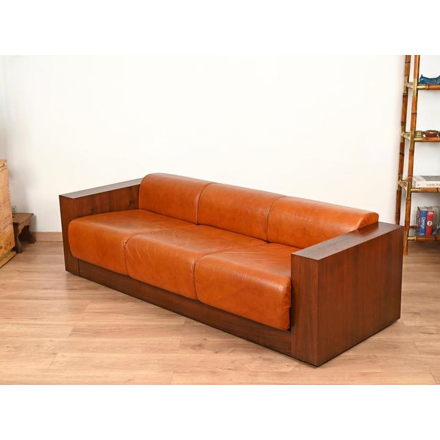 Vintage Italian Wood and Cognac Leather Sofa, Italy, 1970s For Sale - Image 3 of 15