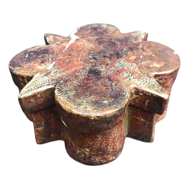 Late 18th Century Silver-Plated and Engraved Multi-Lobed Box For Sale