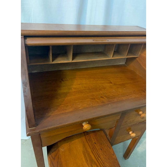 American 1940s Early Mid Century Child's Roll Top Desk & Swivel Chair - 2 Pieces For Sale - Image 3 of 13