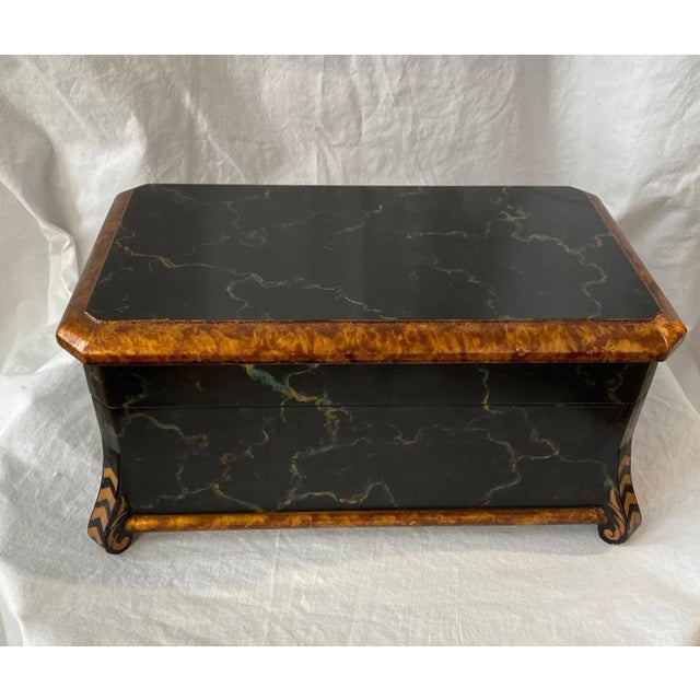 John-Richard 1980s John Richard Faux Marble Box With Gold Trim For Sale - Image 4 of 11
