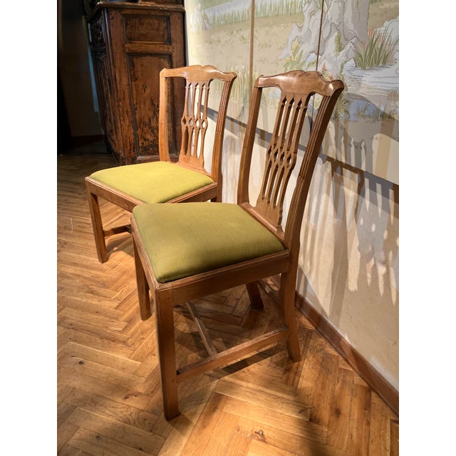 18th-Century Neoclassical Italian Pierced-Back Walnut Chairs, Tuscan Provenance, Set of 4 For Sale - Image 6 of 13