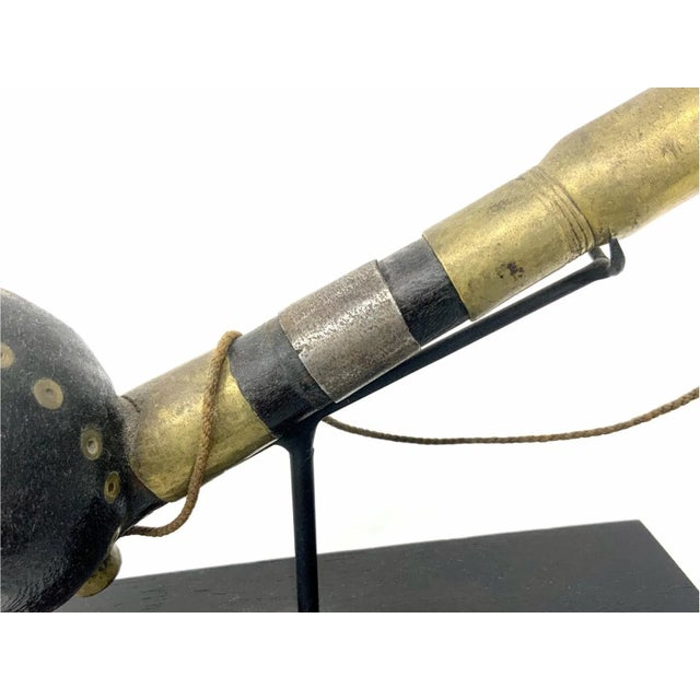Early 20th Century Ceremonial Carved Smoking Pipe of the Dinka Tribe Professionally Mounted For Sale In New York - Image 6 of 11
