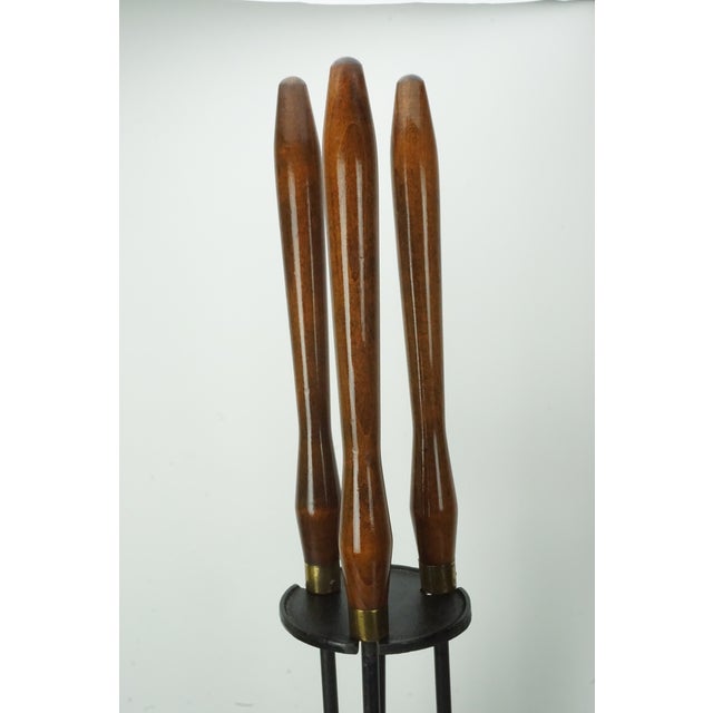 Vintage Mid Century Modern Fireplace Tool Set Wood Handles Brass Black Iron For Sale - Image 4 of 10