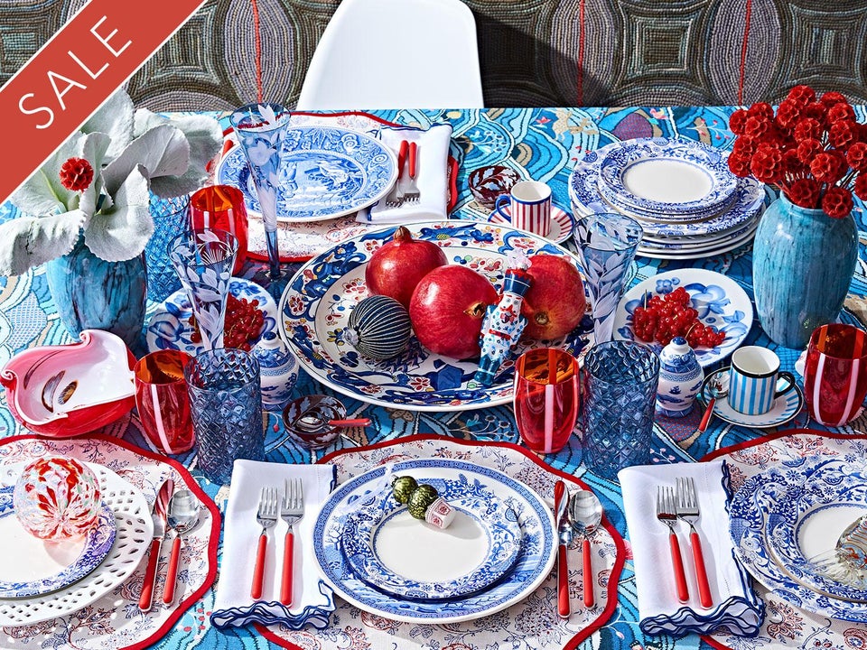 Shop Setting the Holiday Table